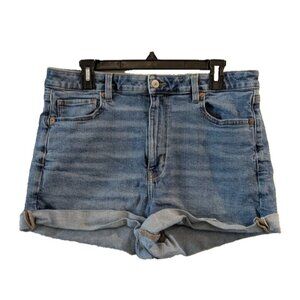 American Eagle Stretch Mom Short Denim‎ Hi Rise Size 14 2" Inseam Rolled Cuff